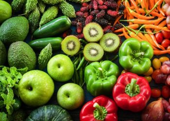 Beat Stress: 10 Foods That Calm The Nerves