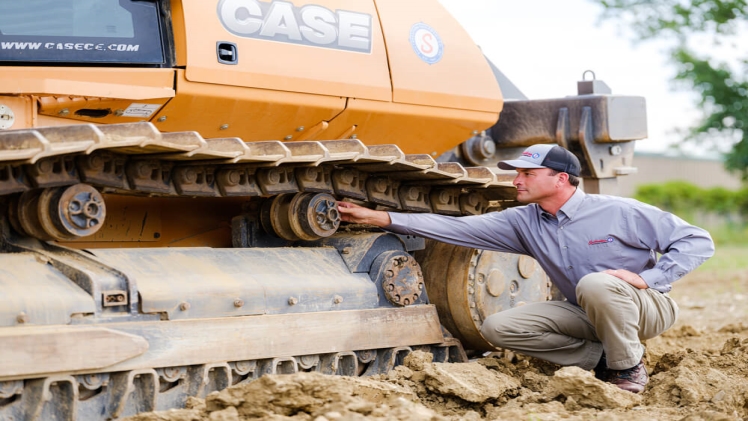 Photo of 4 Tips for Effective Construction Equipment Undercarriage Maintenance