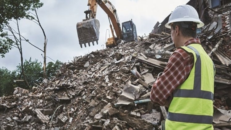 Photo of What You Need To Know About Hiring A Demolition Contractor